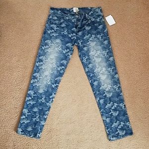 DYLAN STRETCH CAMO DENIM JEANS. SIZE 4.